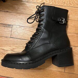 Zodiac Women 8.5 Combat Boots